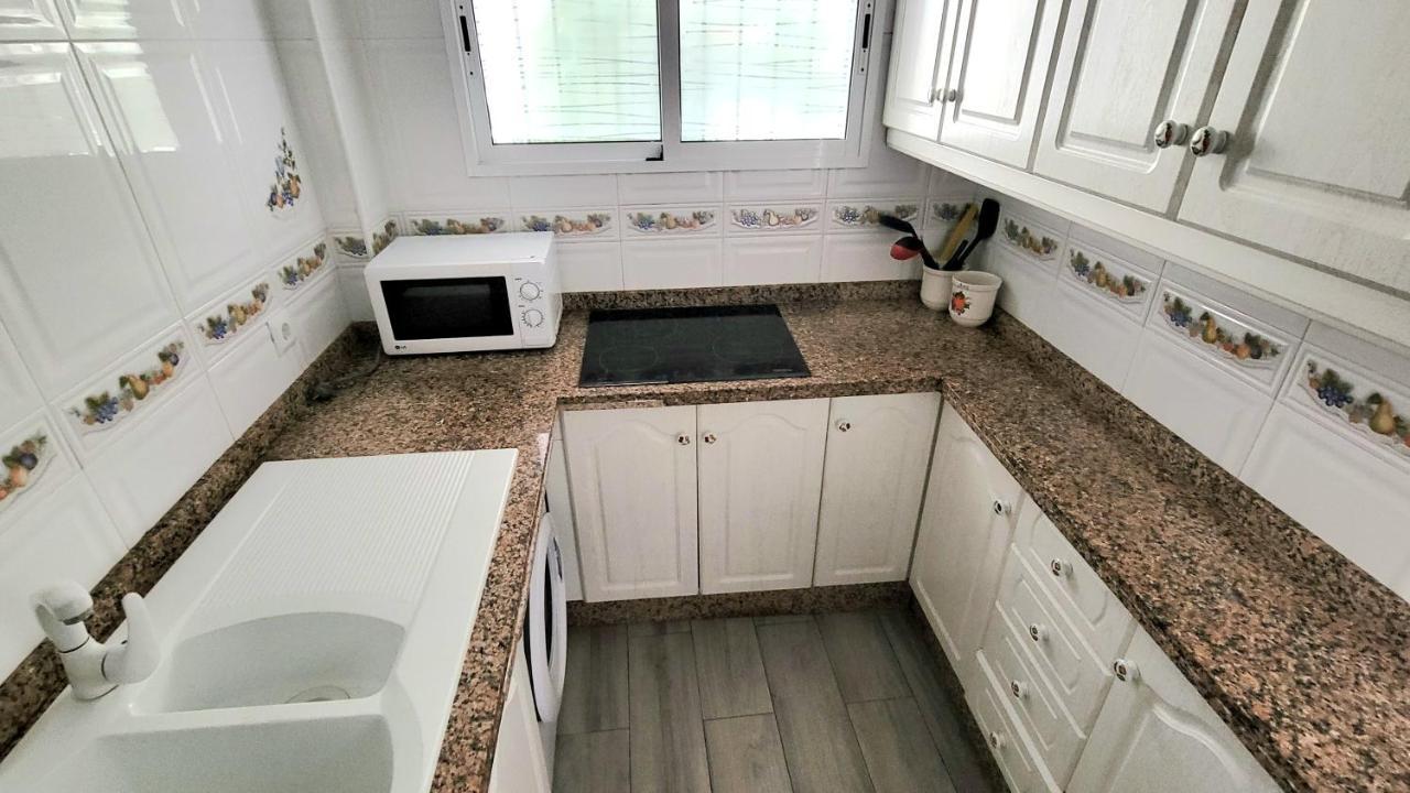 Apartamento Sol De Carabeo Nerja Kültér fotó